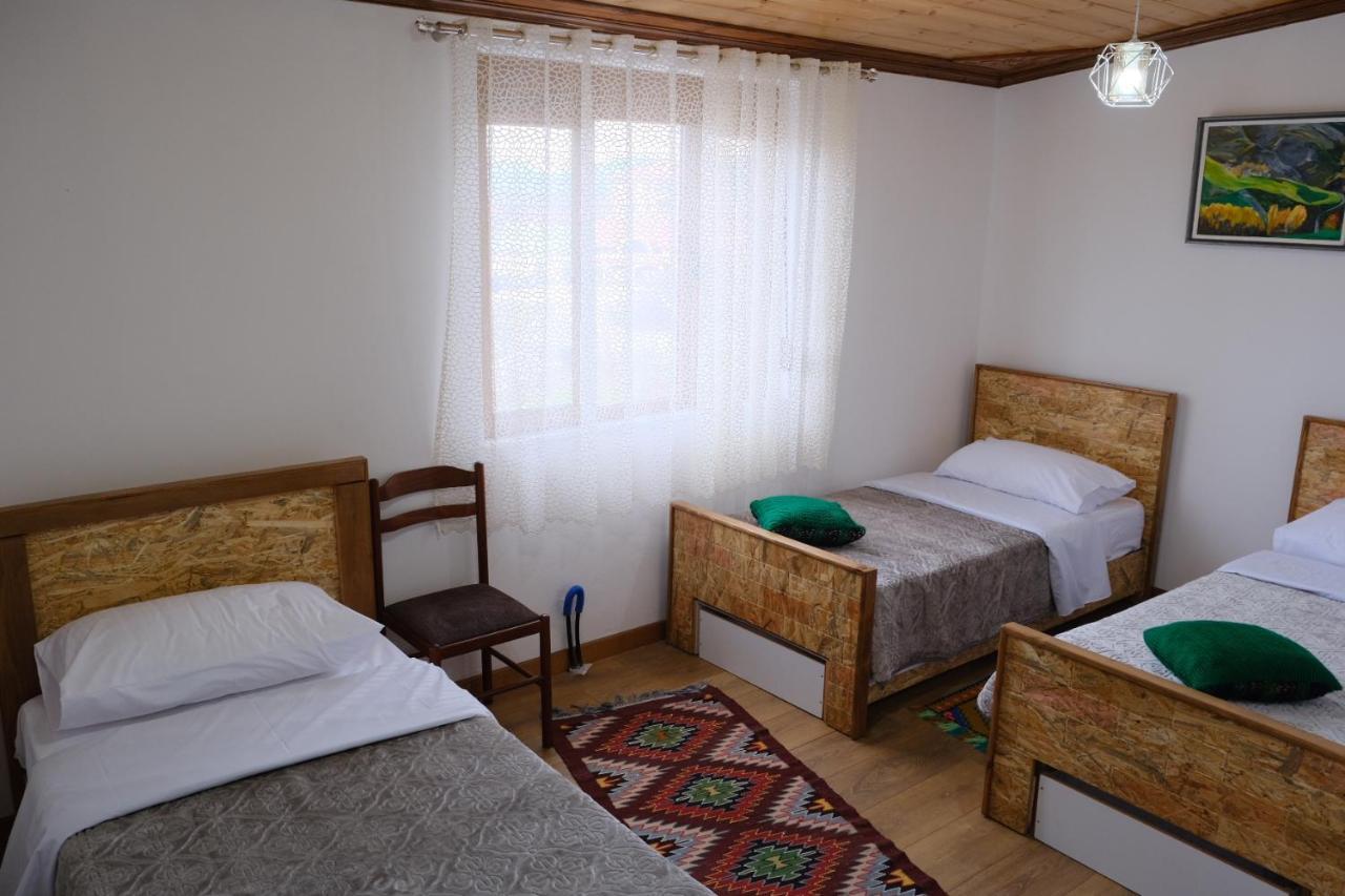 As E Vogel, As E Madhe Hotel Erseke Luaran gambar