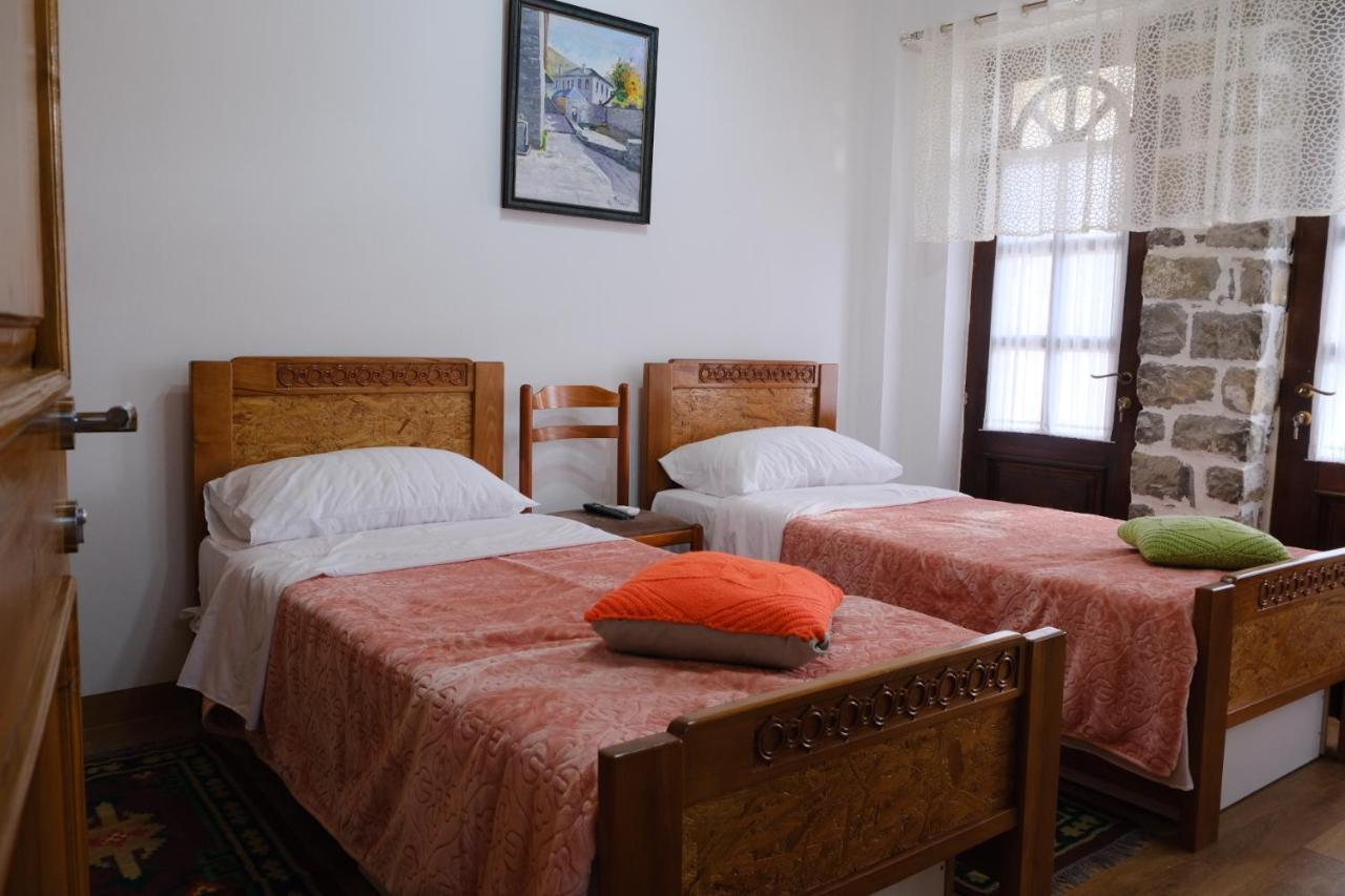 As E Vogel, As E Madhe Hotel Erseke Luaran gambar