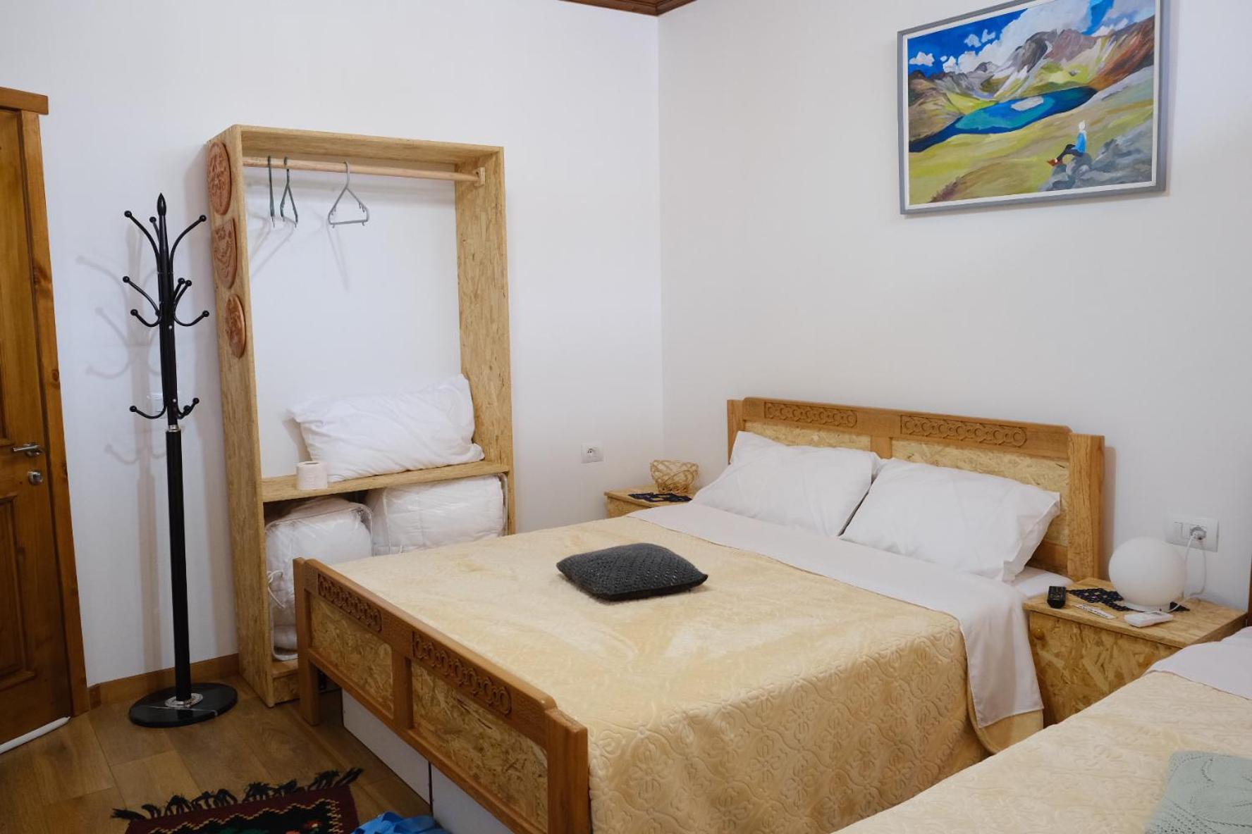 As E Vogel, As E Madhe Hotel Erseke Luaran gambar